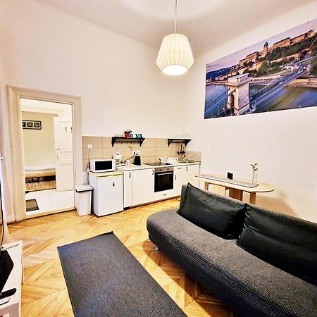 Free Parking Sega Rally Apartment Budapest Esterno foto