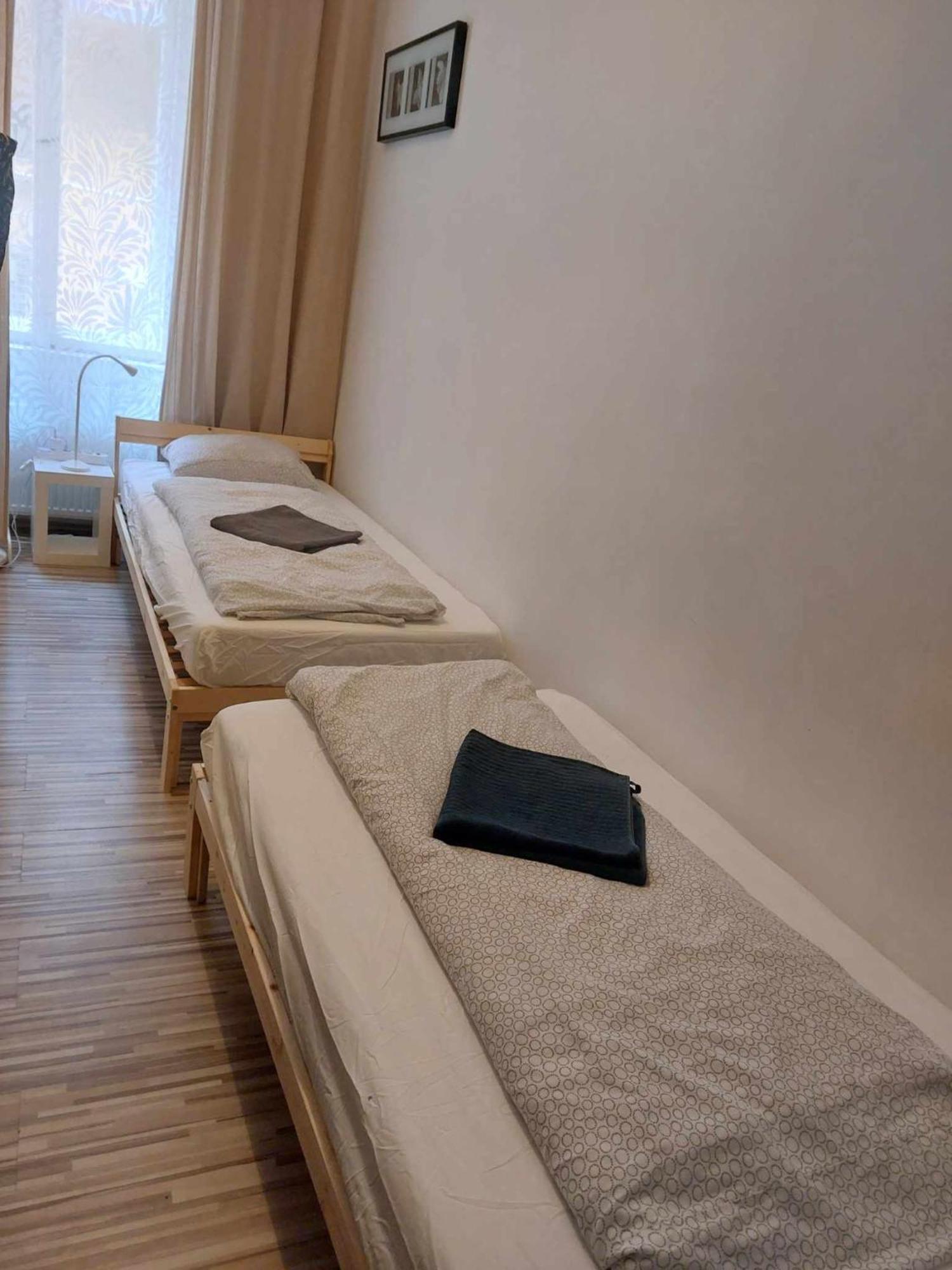 Free Parking Sega Rally Apartment Budapest Esterno foto